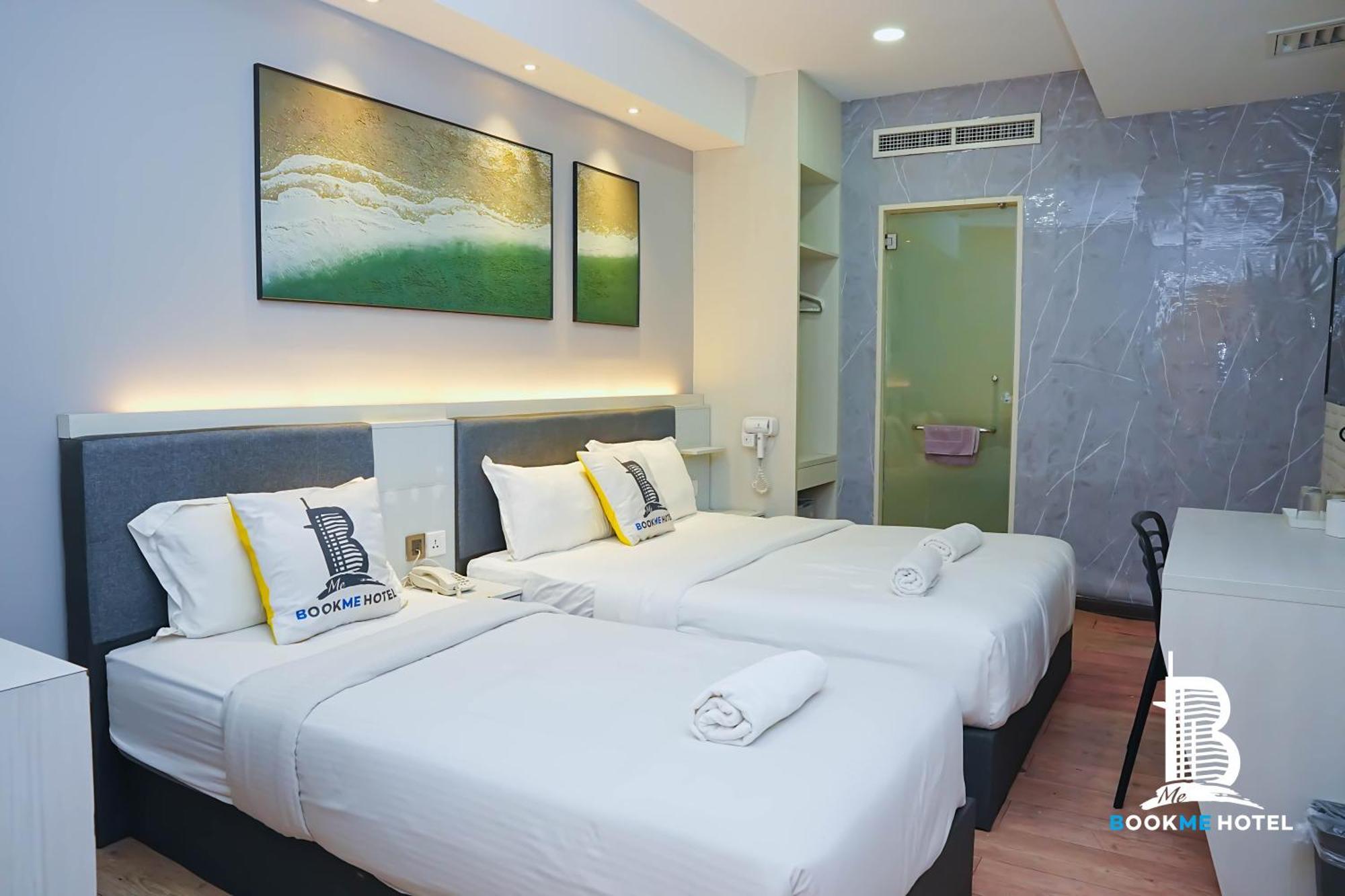 Bookme Hotel Johor Bahru Exterior photo